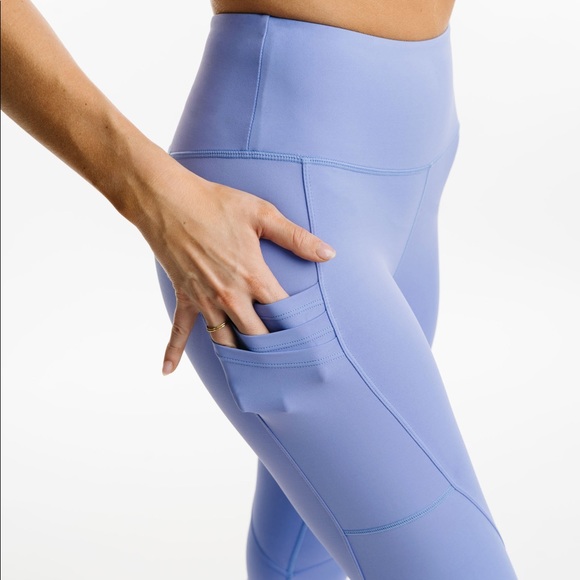 ZYIA Grapemist Light n Tight Tri-Pocket Hi-Rise 7/8 24" - Picture 4 of 6